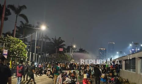 Bisakah Ormas Terlibat Kericuhan Demonstrasi Dicabut Izinnya? Ini kata Wamendagri