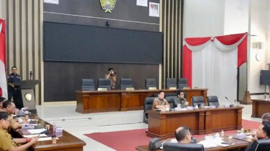 Ketua Komisi II: Pembebastugasan Pejabat Ancam APBD Perubahan Gowa