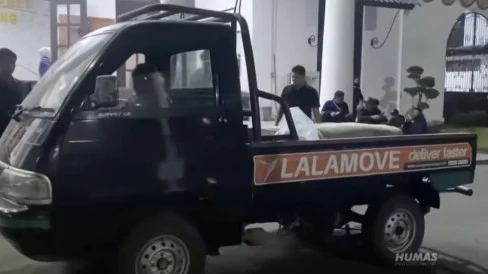 Cerita Sopir Jasa Angkut di Bandung Tak Sadar Bawa Kardus Berisi Mayat Korban Pembunuhan dan Turunkan Pelaku di Jalan
