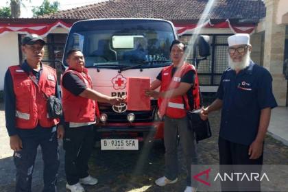 PMI NTB kirim truk tangki pasok air bersih untuk korban gempa NTT