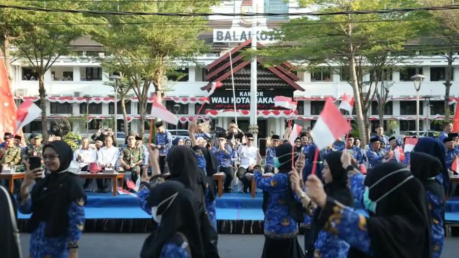 Ikut Defile, Ribuan Kafilah Jalan 1,4 km dari MGC Menuju Lapangan Karebosi