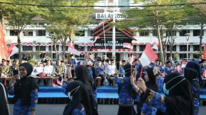 Ikut Defile, Ribuan Kafilah Jalan 1,4 km dari MGC Menuju Lapangan Karebosi