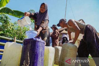 BNPB: 62.000 liter air disalurkan untuk warga di Penajam Paser Utara