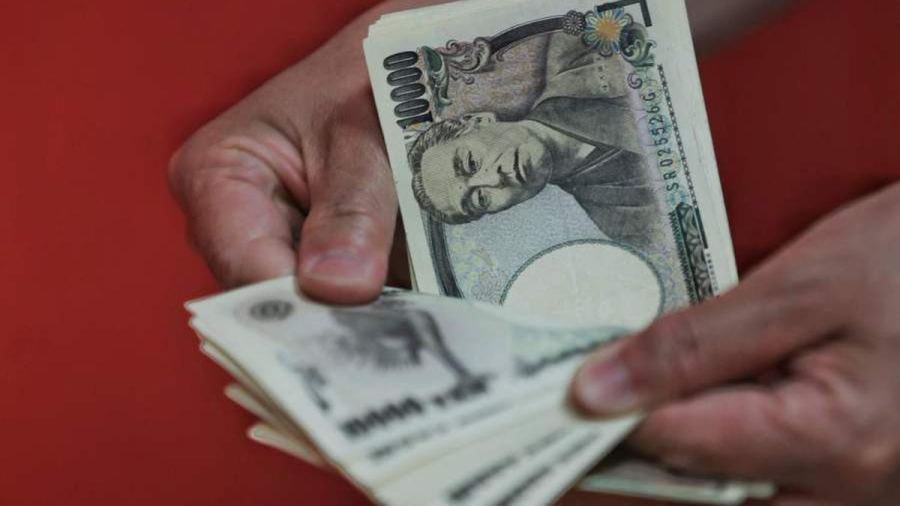 Yen Terpuruk, Jepang Gelontorkan Rp 1.713 Triliun untuk Menahan Kejatuhan