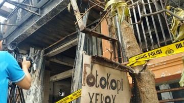Penghuni Kos Lompat dari Lantai 2 demi Selamatkan Diri Saat Kebakaran di Tebet