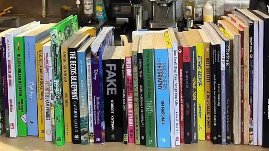 7 Rekomendasi Buku untuk Mengisi Akhir Pekan, Ada Novel hingga Bacaan Pengembangan Diri