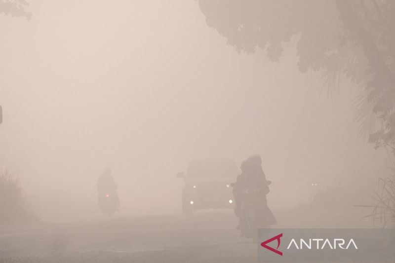 Malaysia mulai penyemaian awan di Sarawak timur tangani kabut asap