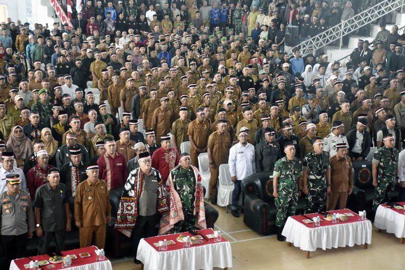 Warga Bener Meriah ikuti apel kebangsaan, tegaskan setia pada NKRI