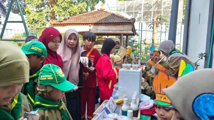 Almadany Business Challenge Asah Jiwa Wirausaha Siswa SD Almadany