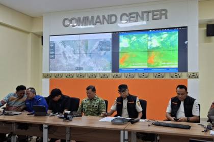 Gubernur Lampung: Kurangi aktivitas luar ruangan minimalkan dampak abu