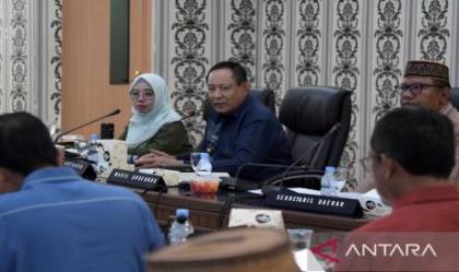 Gubernur Gusnar Minta Publikasi Program Nasional Dimaksimalkan