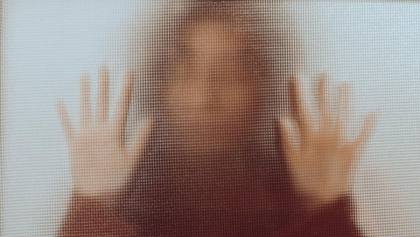 Kisah Aktivis Perempuan Anti-Iran Dideportasi AS ke Afrika Tengah