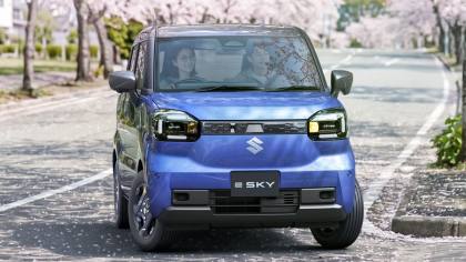 Adu 2 Mobil Listrik Mungil: Suzuki e Sky Vs BYD Racco