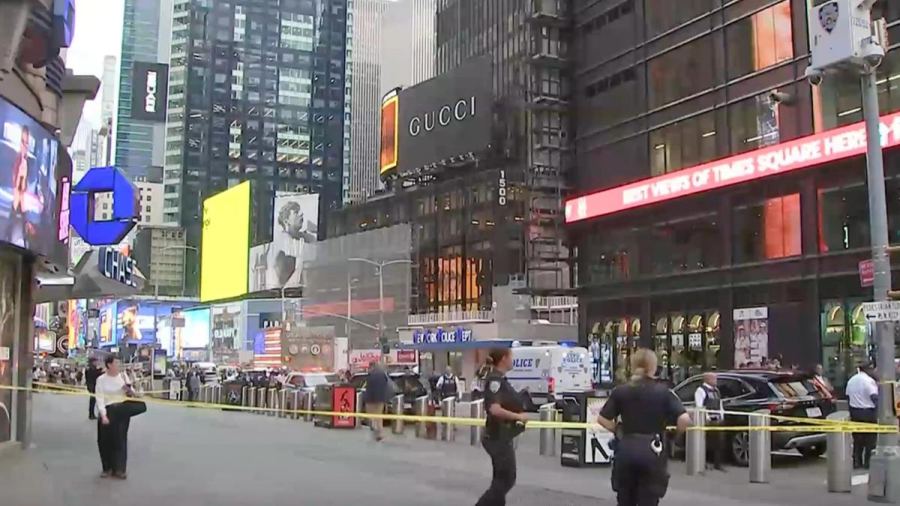 Penusukan Acak di Times Square, Pelaku Tewas Ditembak Polisi