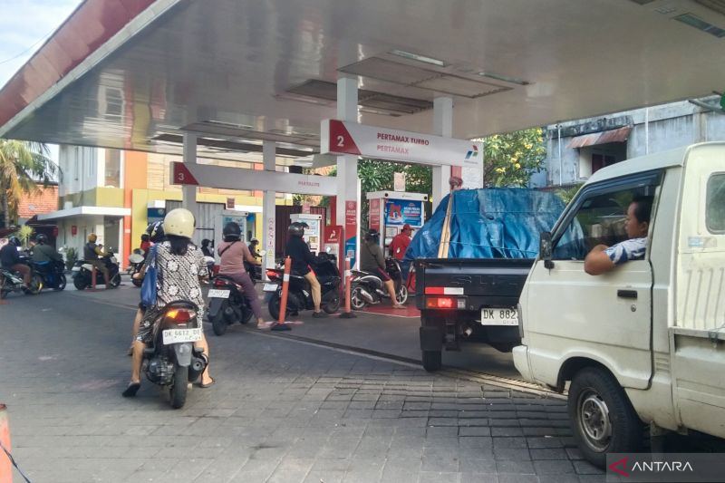 Harga dexlite naik hingga tembus Rp23.700 per liter mulai 1 September