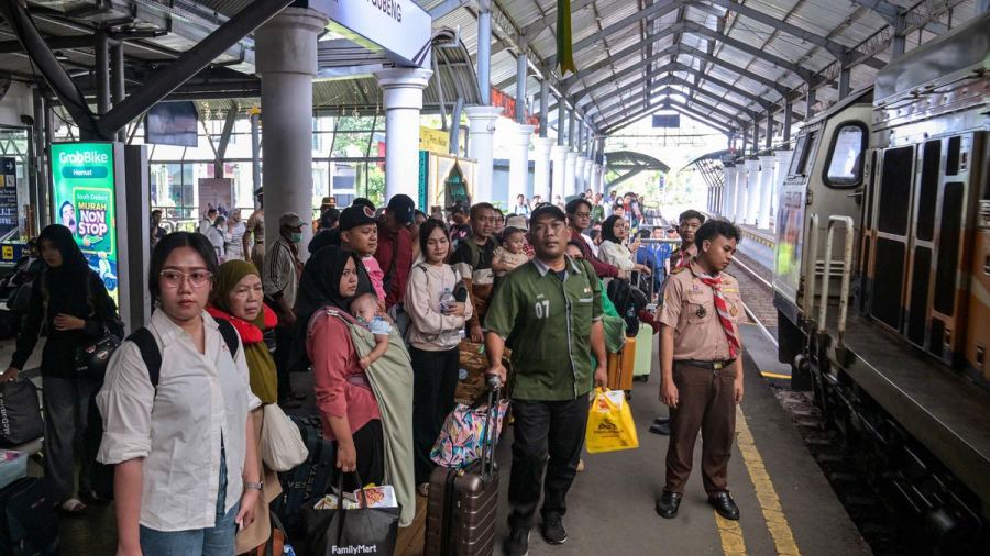 Bandara Tutup Imbas Anak Krakatau, KAI Tambah 1.032 Kursi ke Jakarta