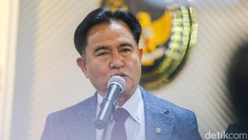 Menko Yusril Imbau Publik Tetap Tenang Usai Ricuh Pascaaksi 27 Agustus