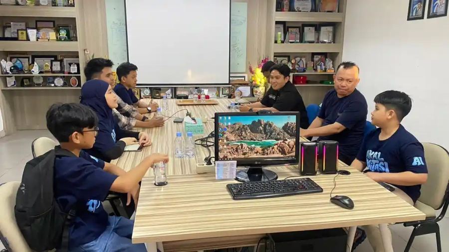 Film Akal Imitasi Angkat Pendidikan di Era AI, Ingatkan Teknologi Tak Bisa Gantikan Guru