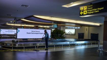 Bandara Husein Sastranegara Masih Belum Beroperasi Imbas Abu Vulkanik