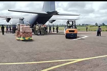 Kogabwilhan III kerahkan Hercules angkut 12,5 ton beras ke Yahukimo