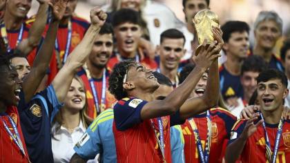 Bintang Barcelona: Pemenang Ballon d'Or 2026 Harus Lamine Yamal