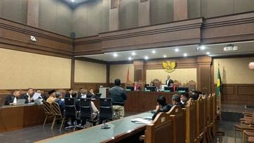 Sidang Kuota Haji, 'Bajak Laut' Ngaku Dititipi USD 406 Ribu untuk Staf Yaqut