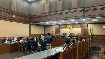 Sidang Kuota Haji, 'Bajak Laut' Ngaku Dititipi USD 406 Ribu untuk Staf Yaqut