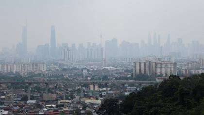 Terdampak Karhutla RI, Kualitas Udara Malaysia Masuk Kategori Bahaya