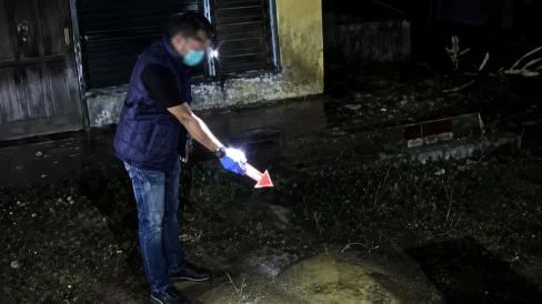 Tega! Lahir di Luar Pernikahan, Ibu Kandung Mutilasi Bayi Berakhir Jasadnya Diseret Anjing di Sumedang