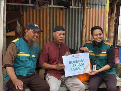 Sinergi Usaha dan Kepedulian Sosial, Tripleka Furniture Salurkan Zakat Tepat Sasaran di Pallangga