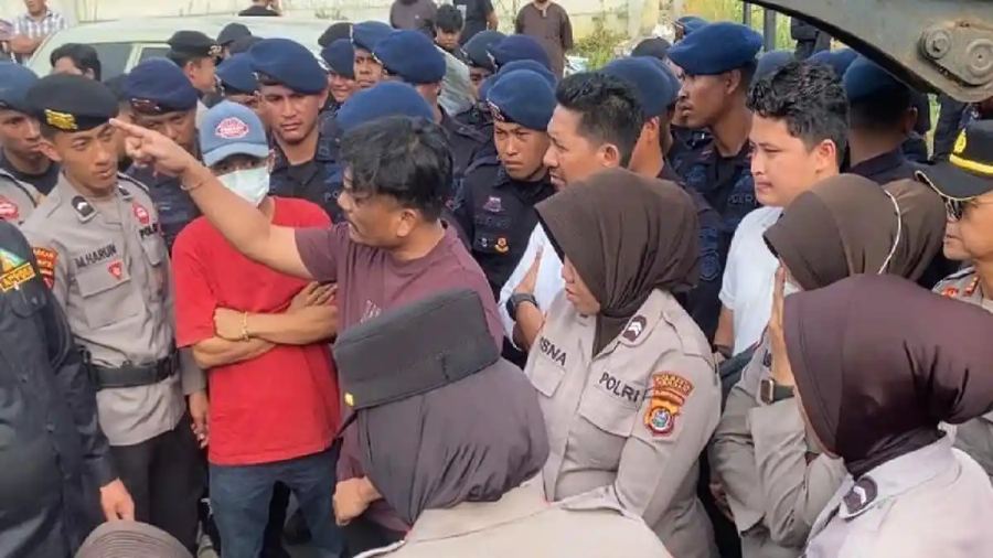 Diumpat saat Negosiasi Eksekusi Lahan, Kasat Reskrim Polresta Kendari Jawab Warga: Saya Manusia, Bu