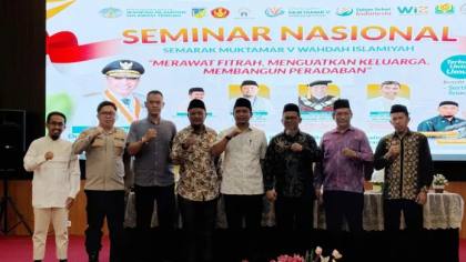 Tiga Perspektif Akademisi di Seminar Wahdah Islamiyah Sulteng, Bahas Fitrah, Keluarga dan Karakter Generasi