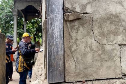 Pemkab Sikka verifikasi kerusakan rumah warga pascagempa M 7,7 NTT