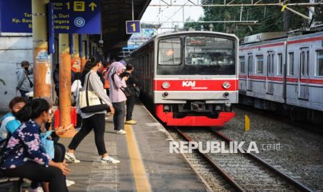 Mulai Hari Ini, Pengguna KRL di Stasiun Karet Dialihkan ke Stasiun BNI City