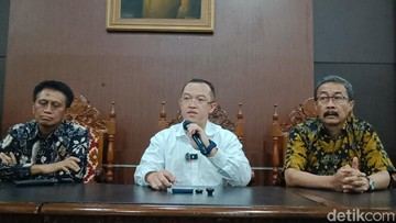Akhmad Sodik Tersangka KPK, Prof Ali Rokhman Ditunjuk Jadi Plt Rektor Unsoed
