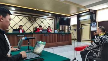 Alasan Hakim Kini Bebankan Uang Pengganti Rp 5 M ke Ibam di Kasus Chromebook