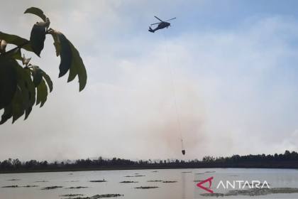 Heli BNPB andalkan embung Guntung Damar tangani karhutla Banjarbaru