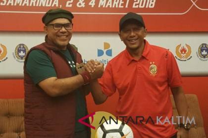 Dedikasi total Iwan Setiawan di lapangan hijau