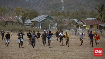 Pemerintah Terbangkan Lagi 6 Pesawat Angkut Bantuan ke NTT-Kalimantan