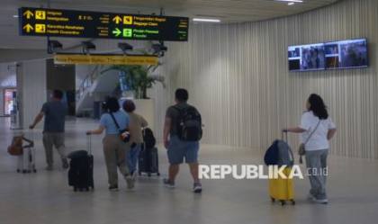 209 Penerbangan Soekarno-Hatta Batal Imbas Erupsi Gunung Anak Krakatau