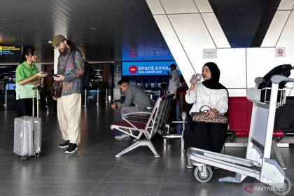 Bandara Husein Bandung catat 1.365 penumpang terdampak erupsi GAK