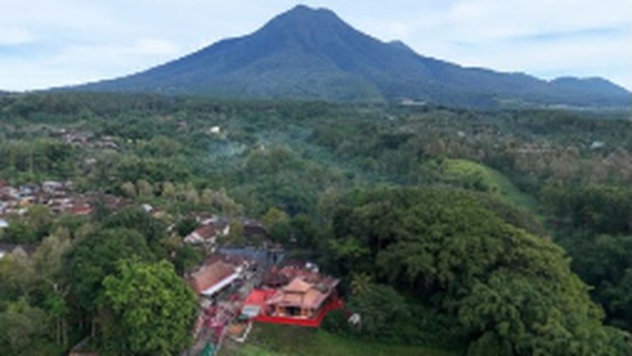 Rajin Datangi Gunung Kawi, 2 Pengusaha RI Jadi Konglomerat