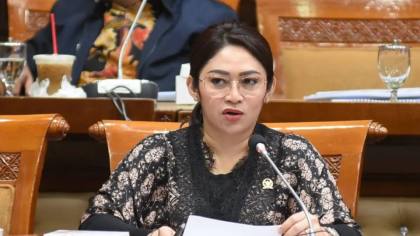 Profil Eva Stevany Rataba, Anggota DPR RI Berharta Rp 16 M Tapi Terdata Penerima Bansos