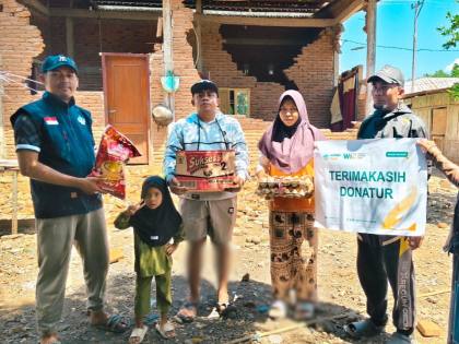 Respon Cepat Aduan Warga, Relawan WIZ dan Wahdah Peduli Salurkan Bantuan Sembako dan Cangkupan Kebutuhan Bayi di Nagekeo