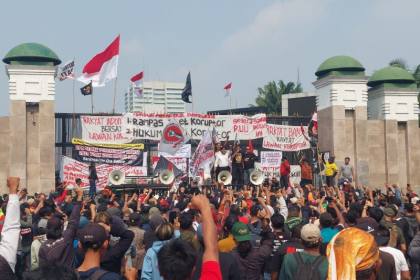 Massa AMPB bubarkan diri usai terima komitmen DPR