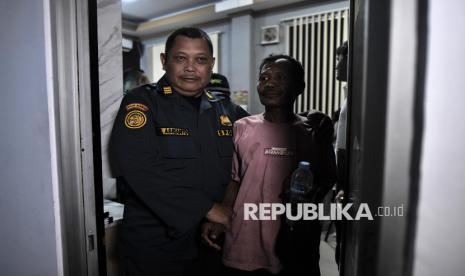 Menteri Kehutanan Bekukan Izin Lima Perusahaan Terkait Karhutla di Kalbar