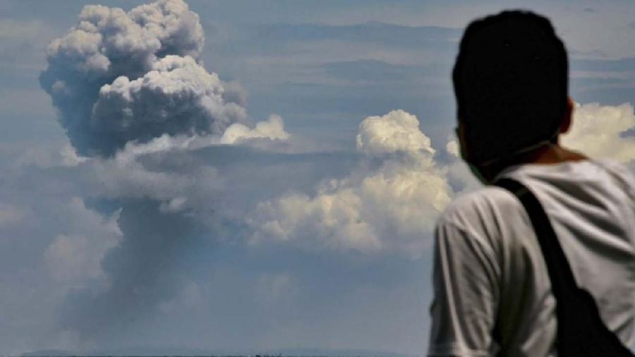 Warga Pandeglang Rasakan Getaran Erupsi Anak Krakatau Sejak Jam 1