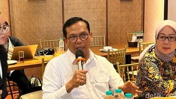 Asap Karhutla Ganggu Penerbangan, Pesawat Bisa Putar Balik-Cari Bandara Lain