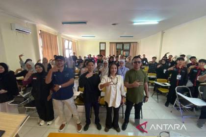 ANTARA latih mahasiswa UKM Pers teknik penulisan standar kantor berita