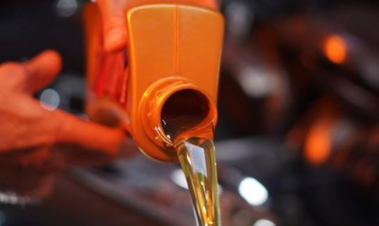 Kabar Gembira Buat Ojol! Ganti Oli Motor Gratis untuk 1.000 Peserta, Begini Cara Dapatnya